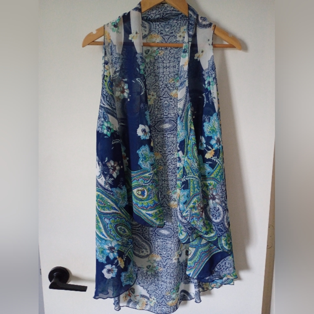Floral Paisley Sleeveless Kimono One Size